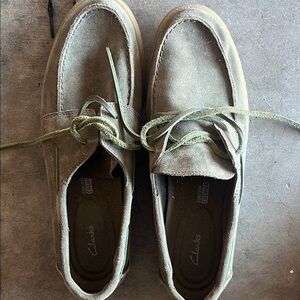 Clarks Men's green suede boat shoes